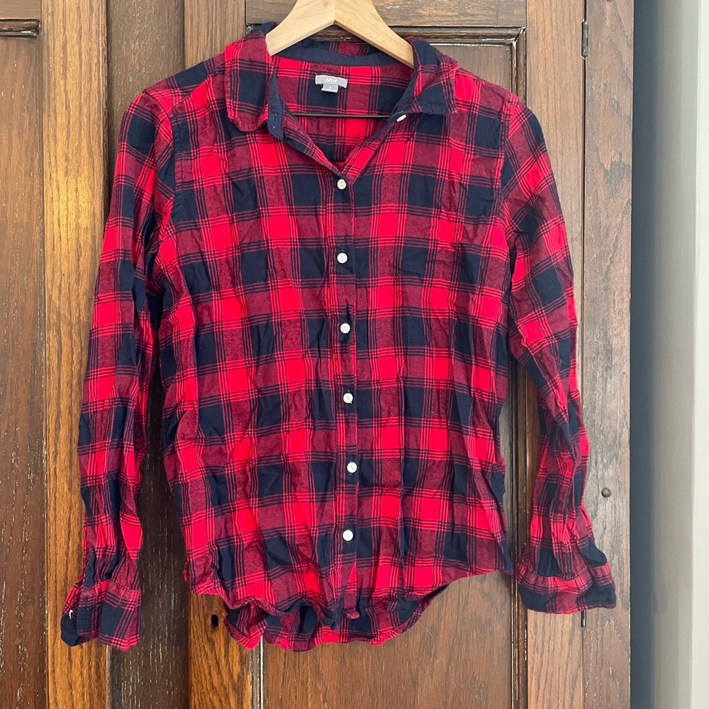 Aerie Red and Black Plaid Button Down Shirt